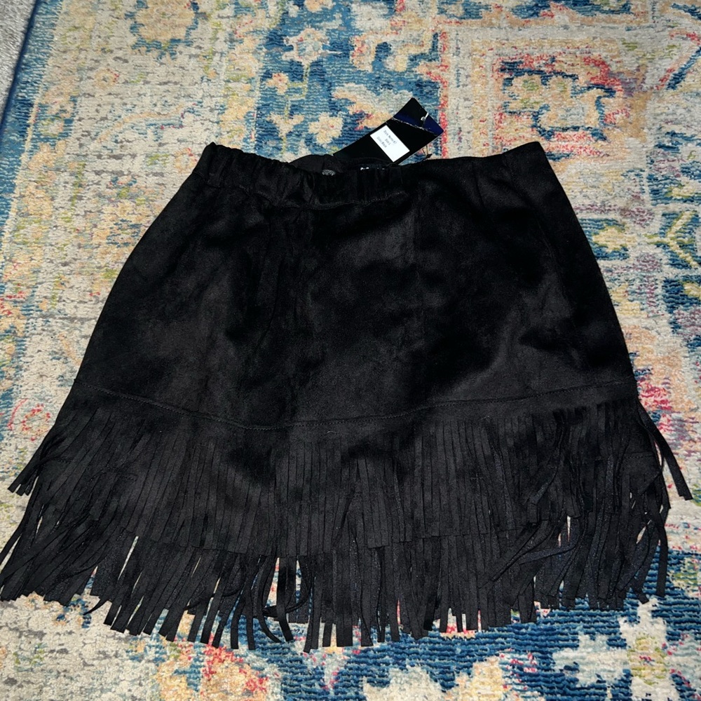 FRINGE SKIRT